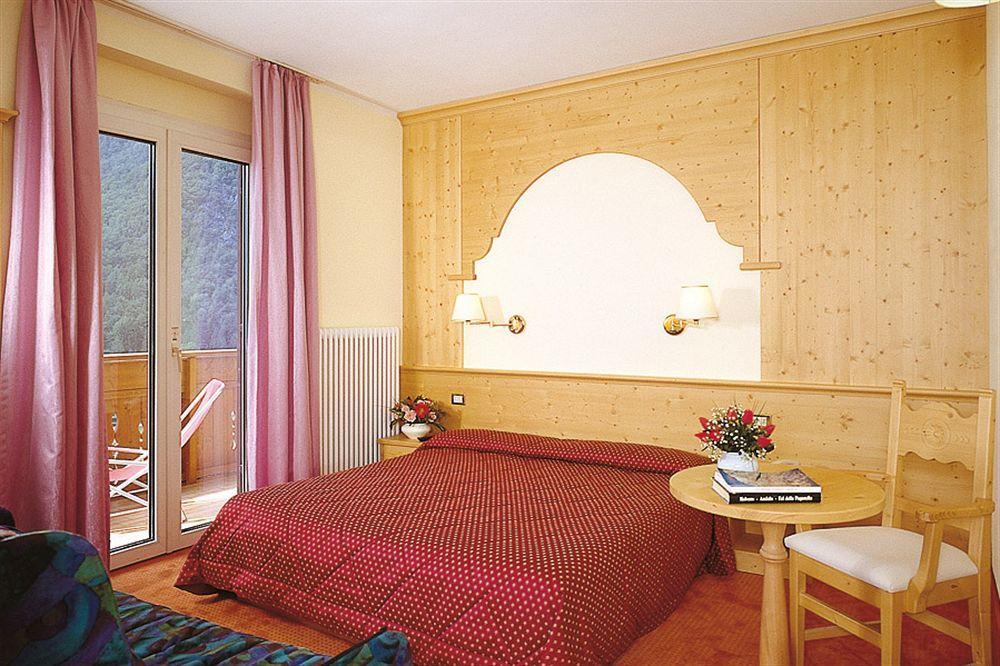 Hotel Olympia Molveno Esterno foto