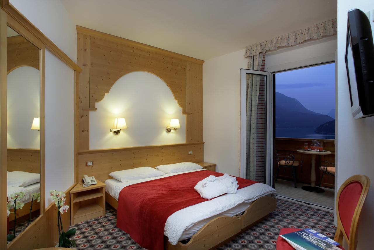 Hotel Olympia Molveno Esterno foto